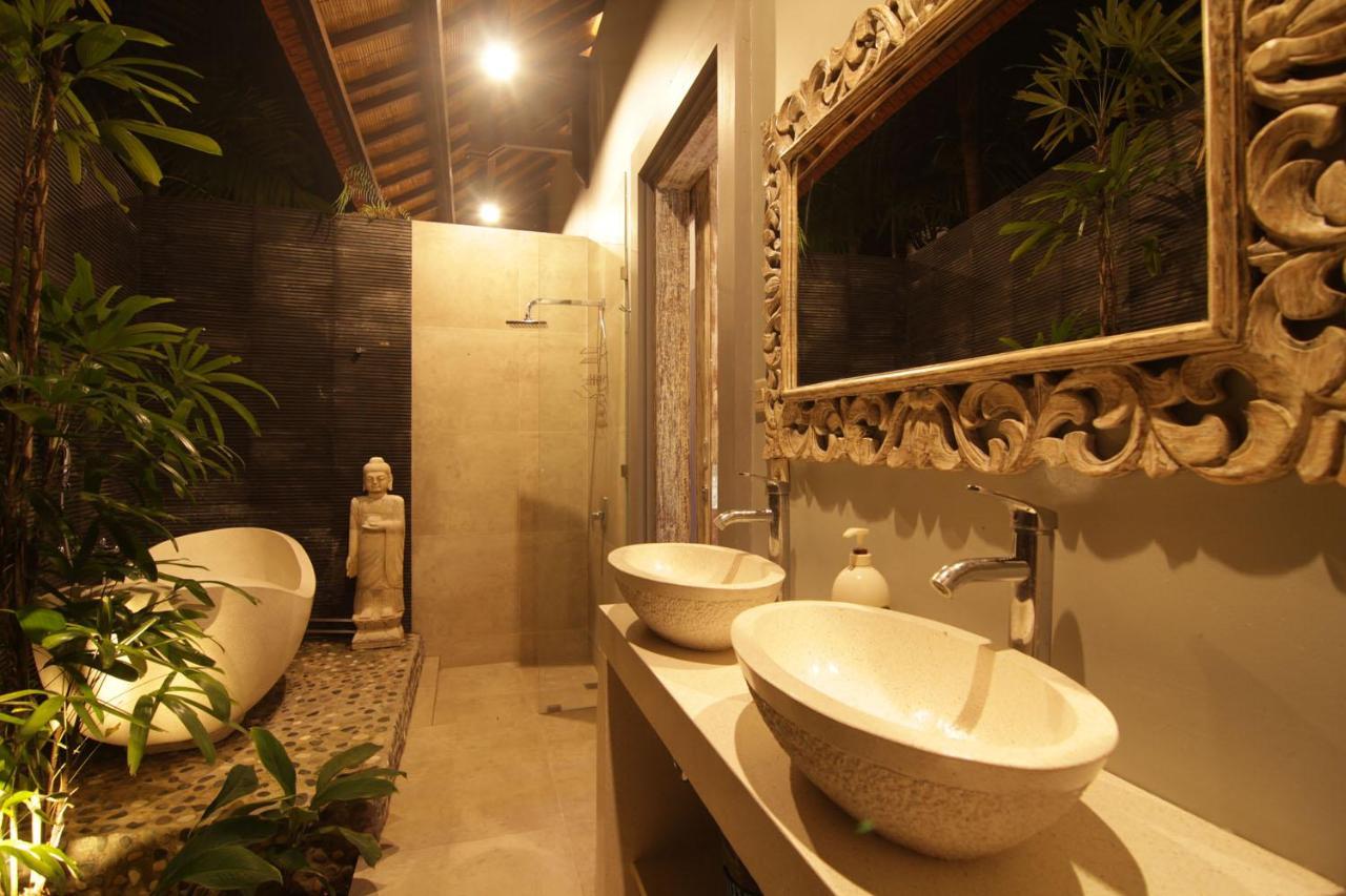 Bamboo Moon Villas Санур Экстерьер фото